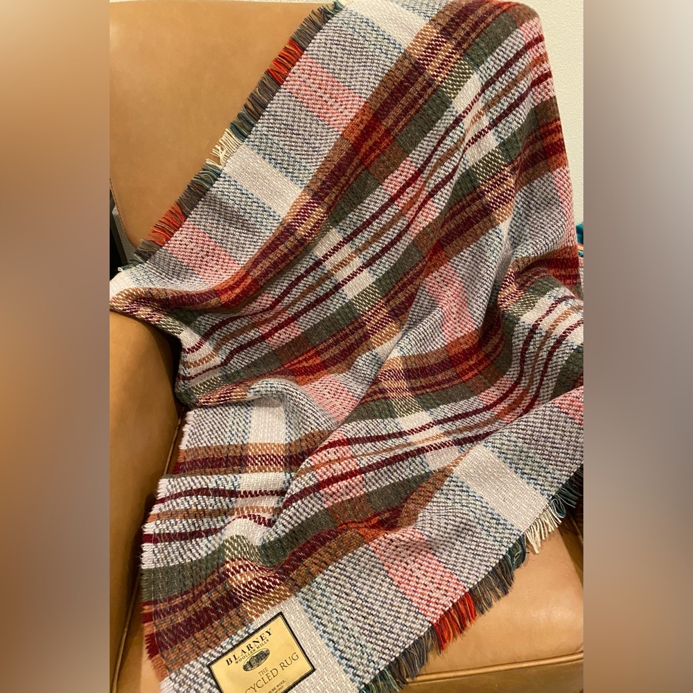 Blarney Woollen Mills Recycled Rug 100% Wool Plaid Throw Blanket Cabin 62” x 44” - Picture 4 of 6